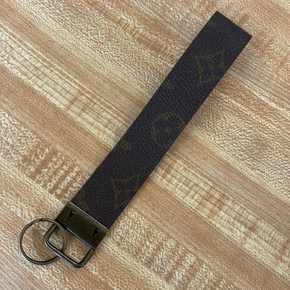 Keychain LV - Picture 1 of 4